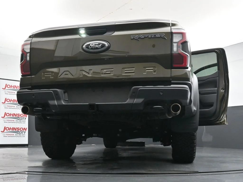 Used 2025 Green Ford Raptor image 29