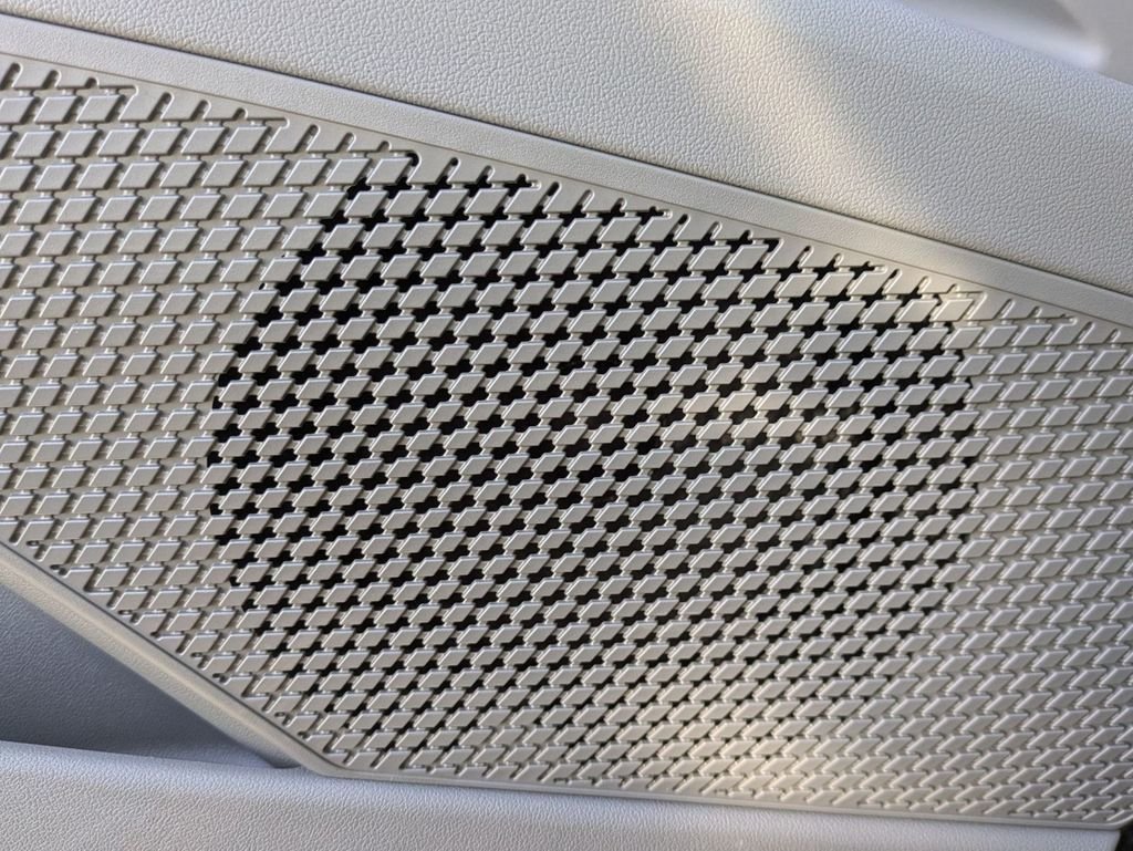 2025 Hyundai Elantra SEL - Photo 23