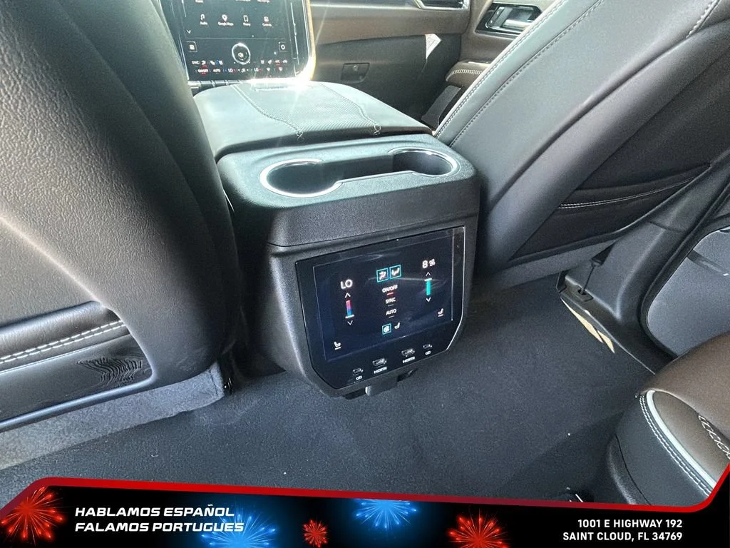 Used 2026 Glacier White Tricoat GMC Denali Ultimate image 28