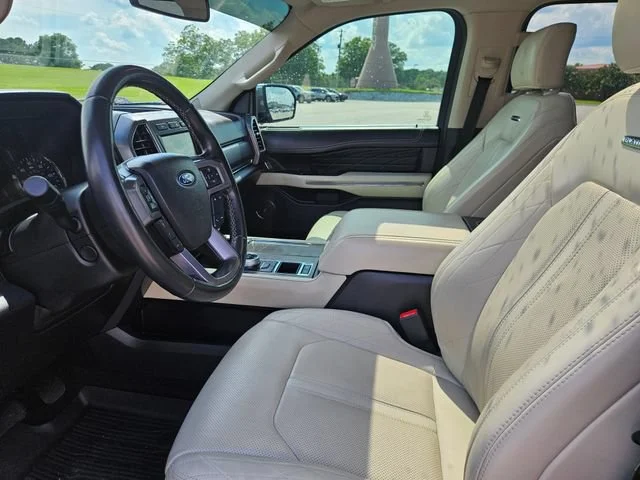 Used 2020 Blue Ford Platinum image 9