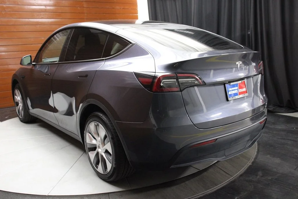 Used 2023 Solid Black Tesla Long Range image 9