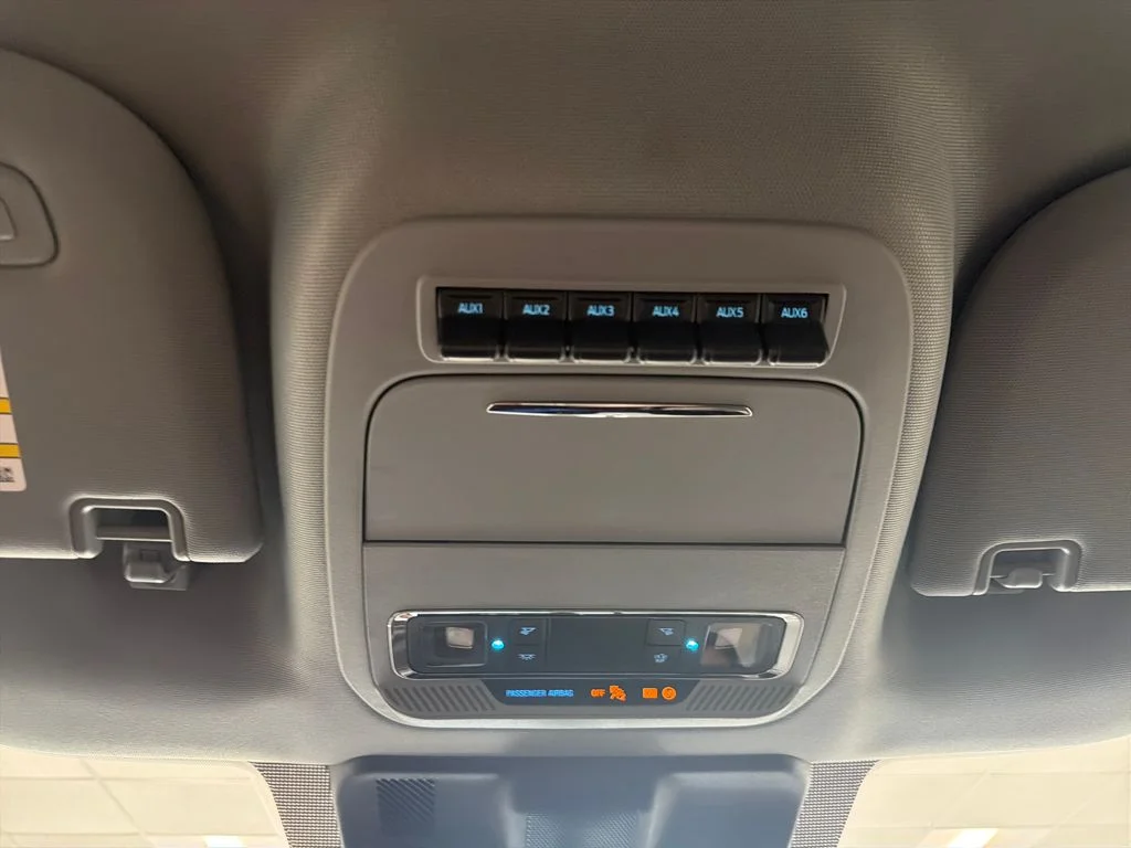 New 2027 Red Ford Lariat image 18
