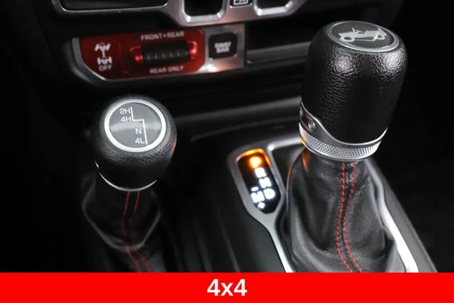 Used 2018 Black Jeep Unlimited Rubicon image 23
