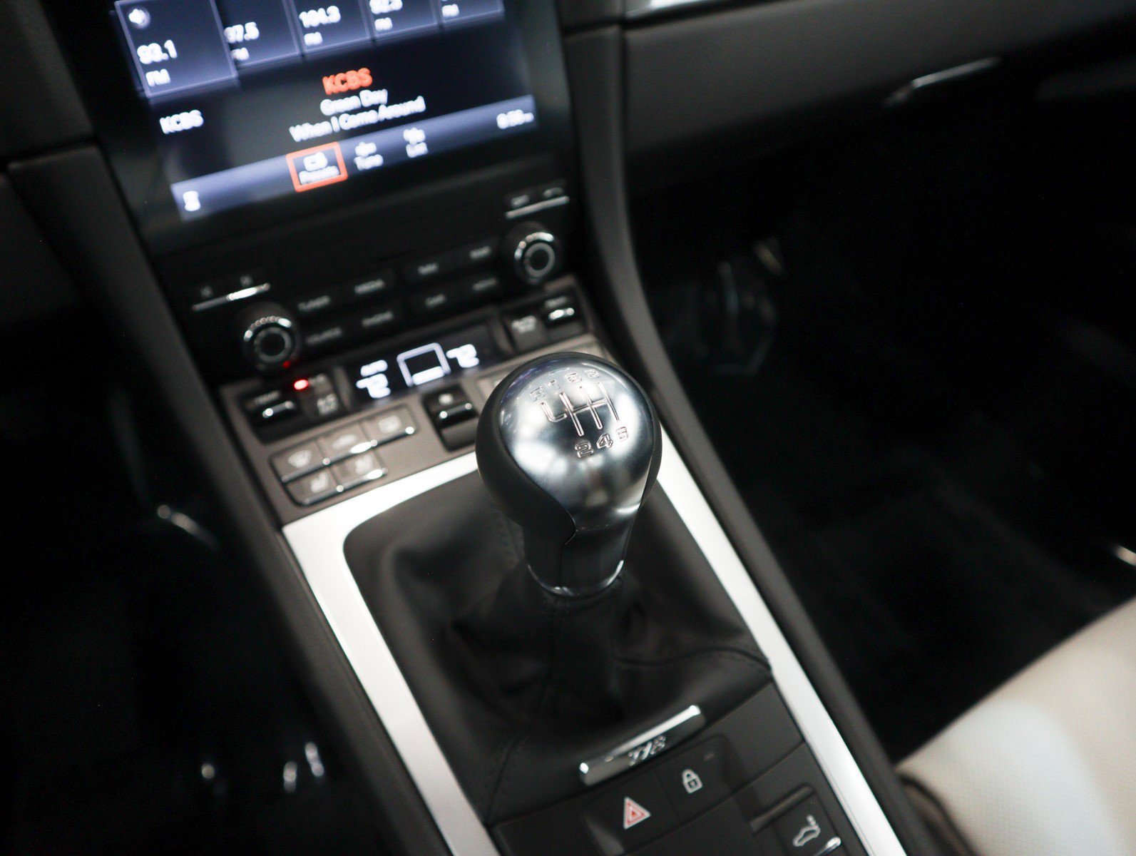 2025 Porsche 718 - Photo 18