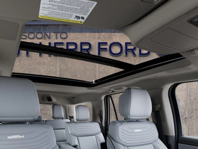 New 2027 Star White Metallic Tri-Coat Ford Platinum image 22