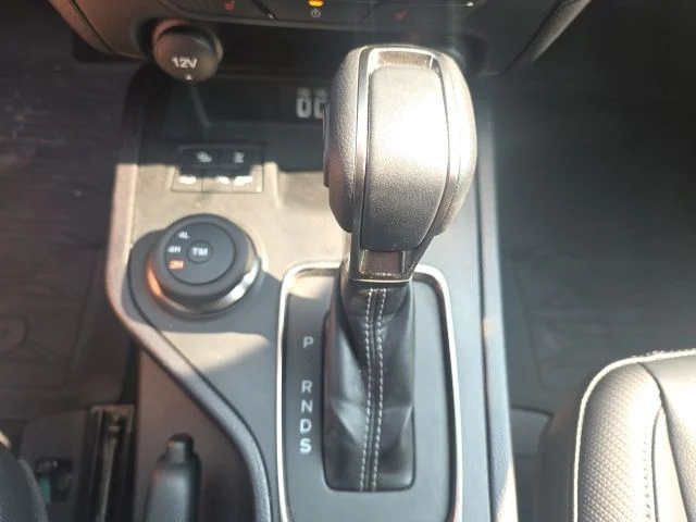 Used 2023 Green Ford Lariat image 15