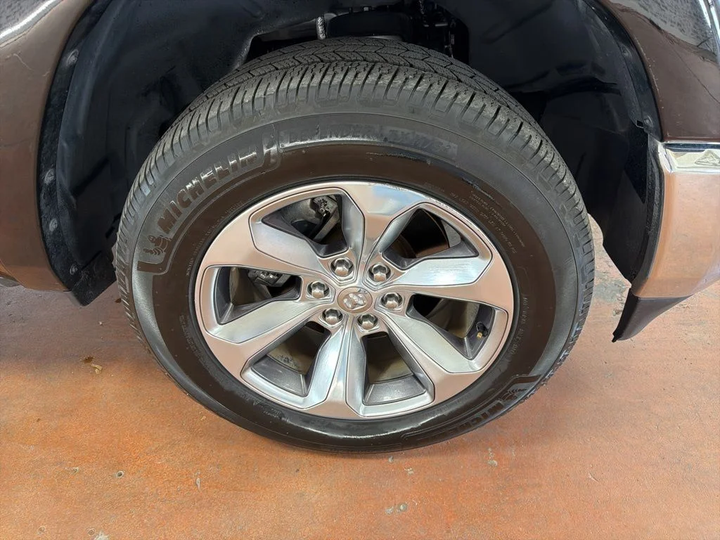 Used 2019 Diamond Black Crystal Pearlcoat Ram Limited image 10