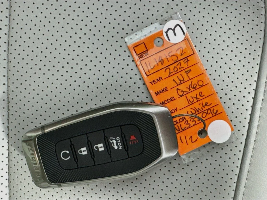 Certified Used 2027 White INFINITI LUXE image 42