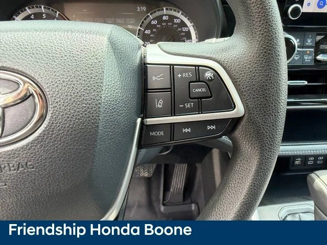 Used 2023 Blue Toyota L image 21