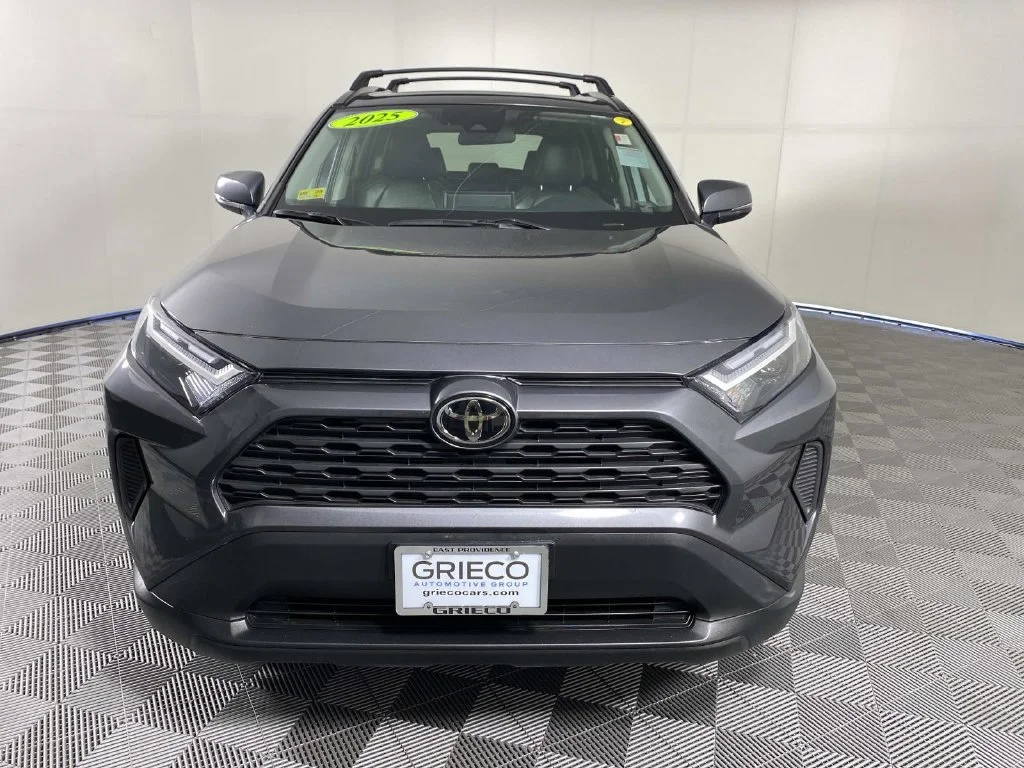 Used 2025 Magnetic Gray Metallic Toyota XLE image 3