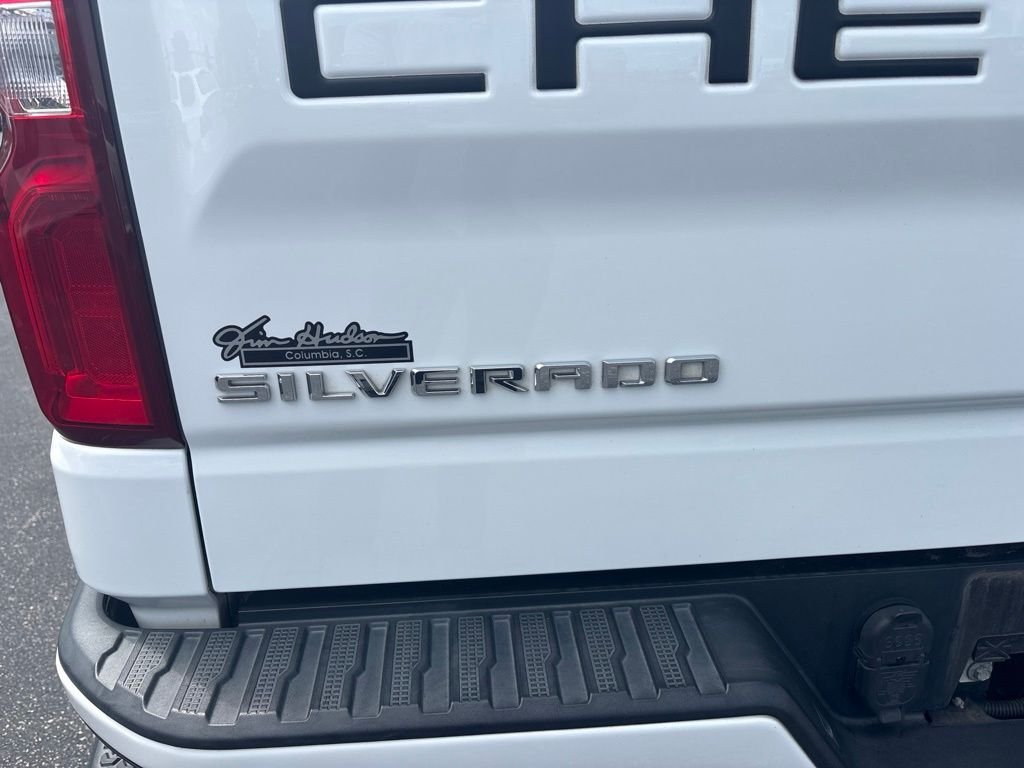 Used 2021 White Chevrolet RST image 10