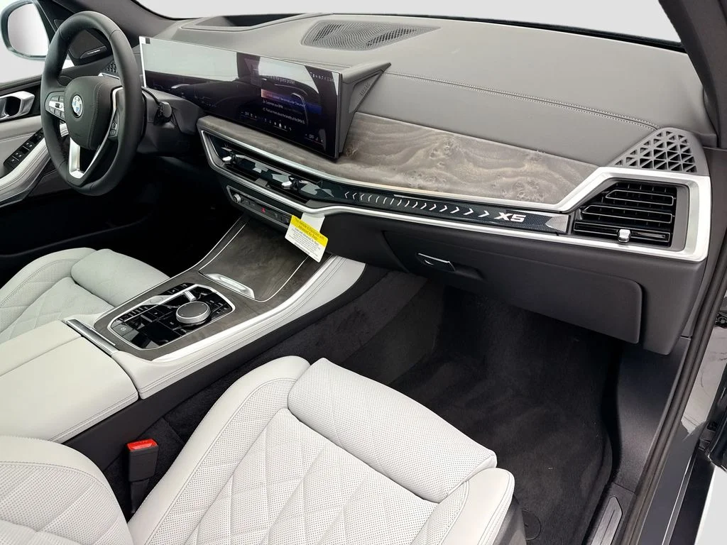 New 2026 Gray BMW sDrive40i image 16