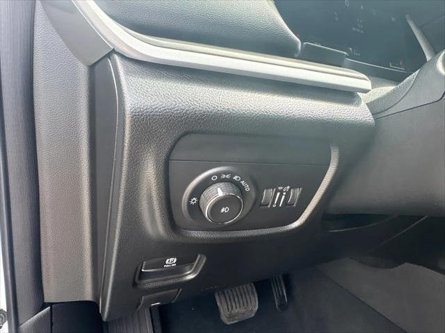 New 2026 Bright White Clear-Coat Exterior Paint Jeep 85th Anniversary image 22