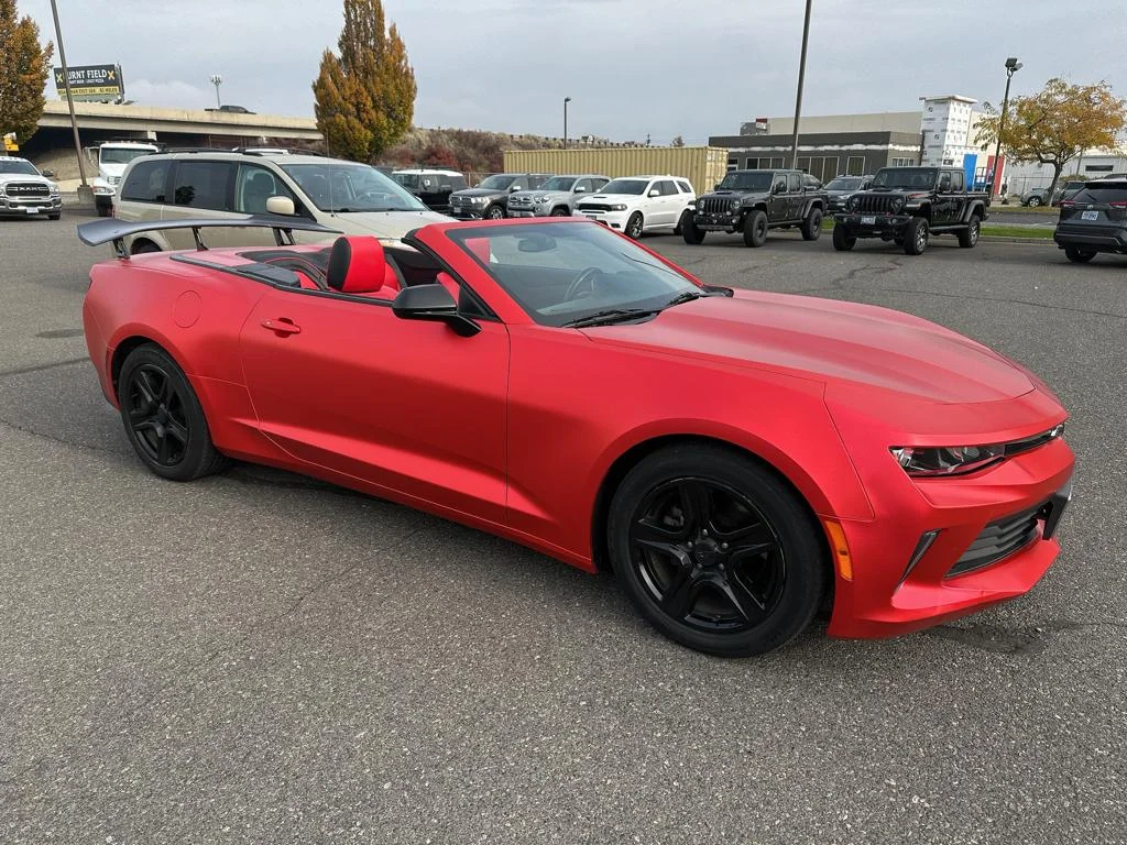 Used 2018 Red Chevrolet 1LT image 27