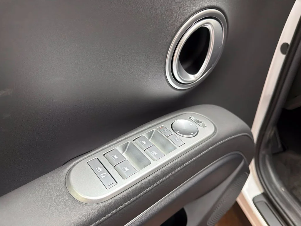 New 2027 Creamy White Pearl Hyundai SEL image 27