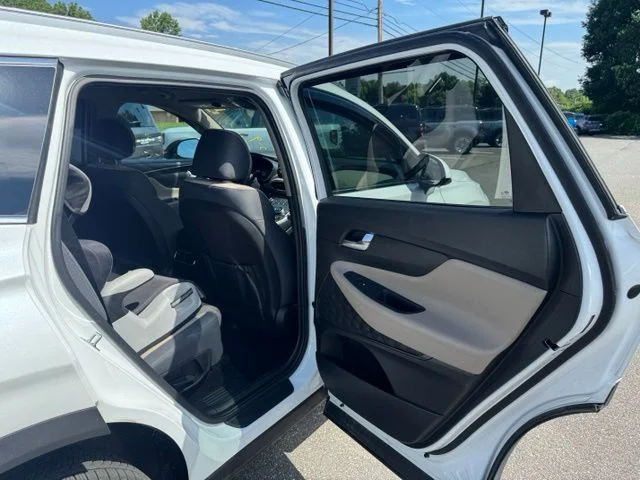 Used 2022 Gray Hyundai SEL image 15