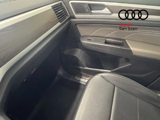Used 2023 Blue Volkswagen 3.6L V6 SE w/Technology image 31