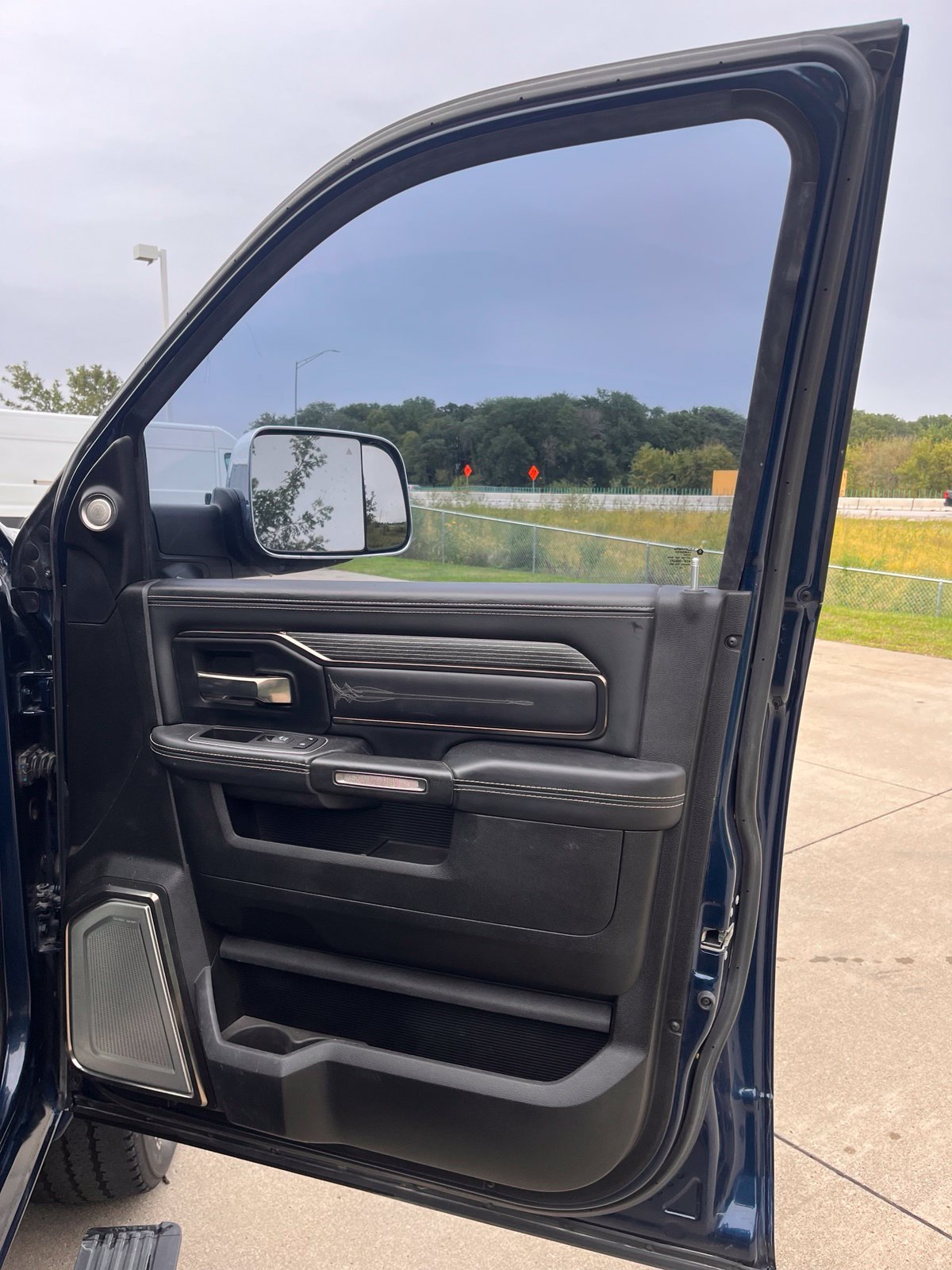 Certified Used 2021 Blue Ram Limited image 15