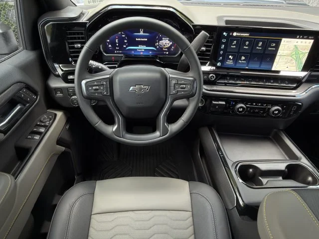 2026 Chevrolet Silverado 2500 HD ZR2 - Photo 12