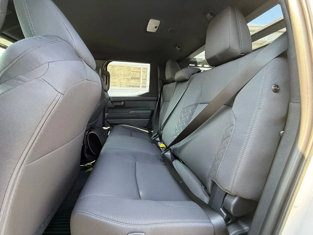 2025 Toyota Tacoma SR5 - Photo 23