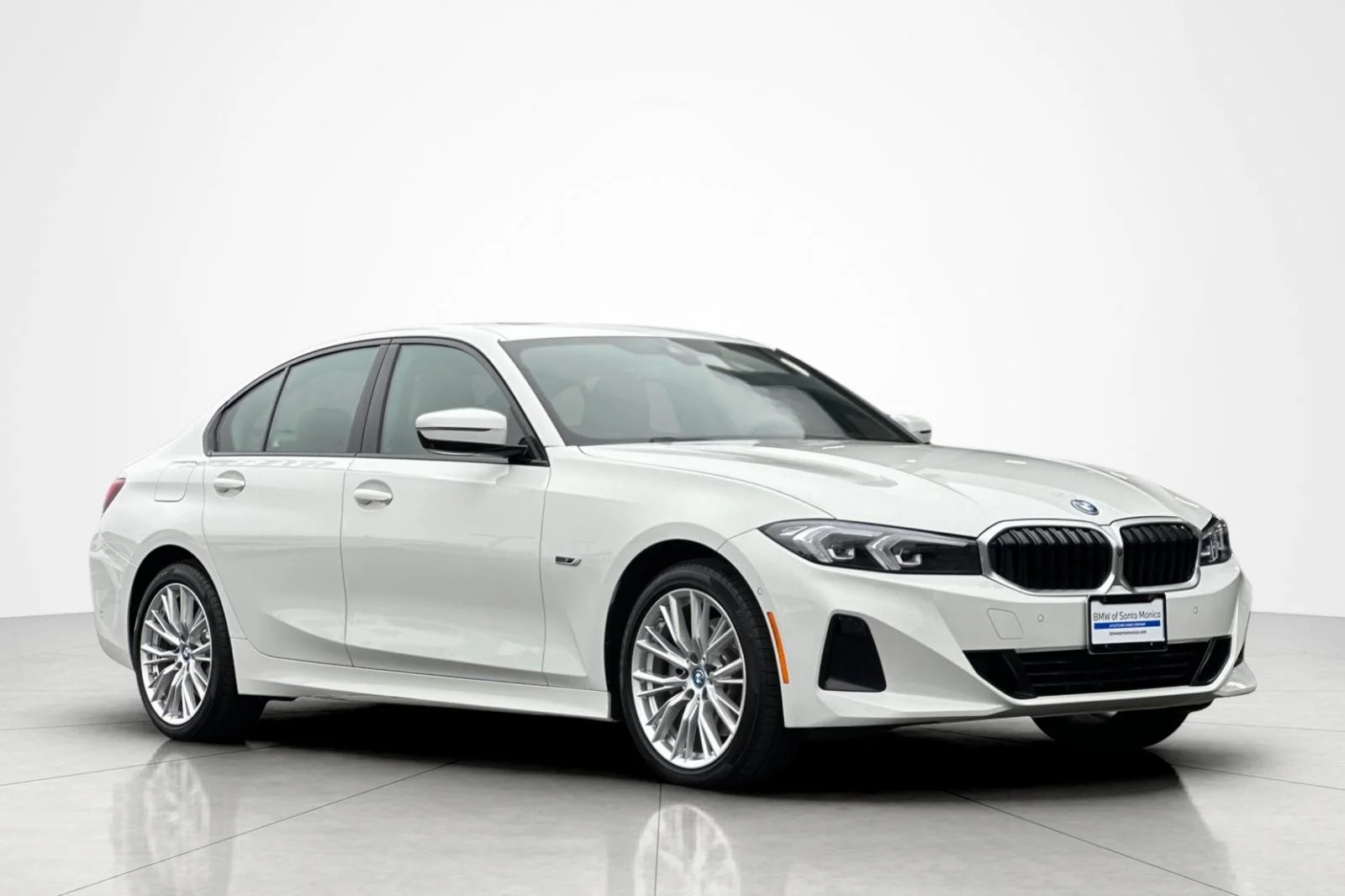 Used 2023 Alpine White BMW 330e image 7