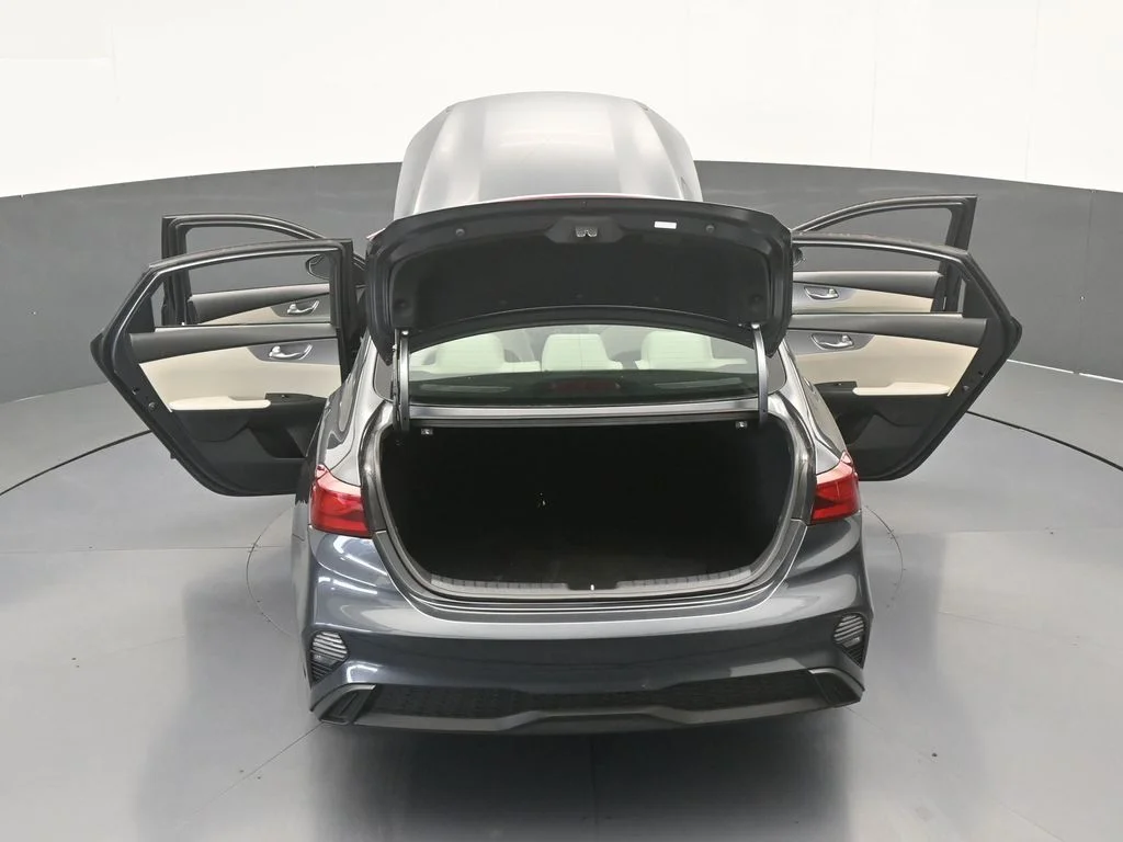Used 2023 Gravity Gray Kia LXS image 57