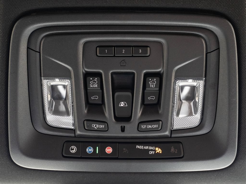 Used 2024 Iridescent Pearl Tricoat Chevrolet High Country image 41