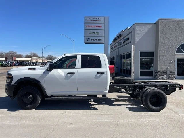 2026 RAM 3500 Tradesman 4X4 Crew Cab's photo