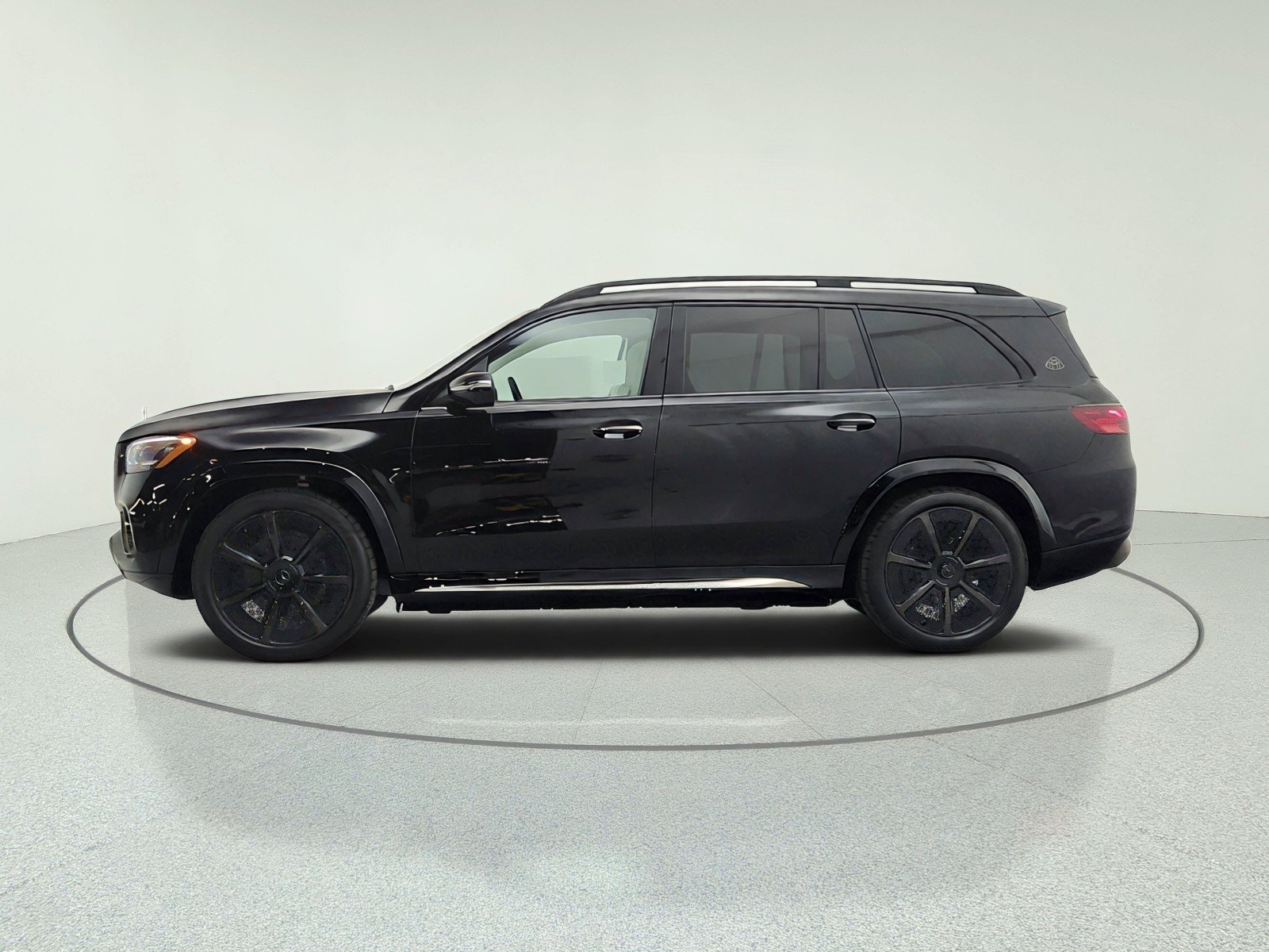 New 2026 Obsidian Black Mercedes-Benz Maybach GLS 600 4MATIC® SUV image 8