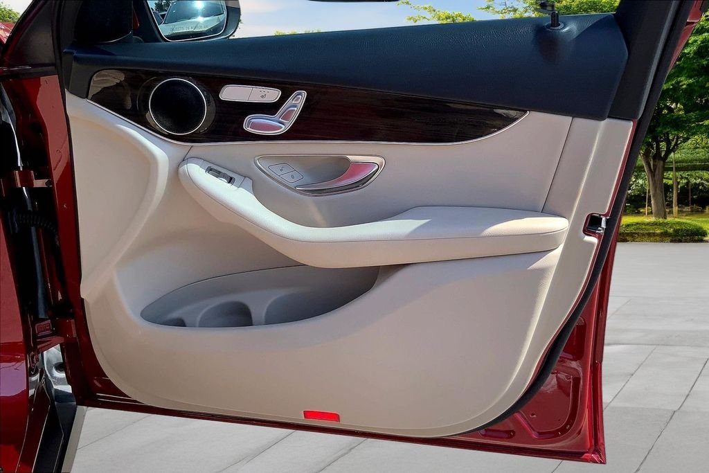 Used 2019 designo Cardinal Red Metallic Mercedes-Benz GLC 300 image 26
