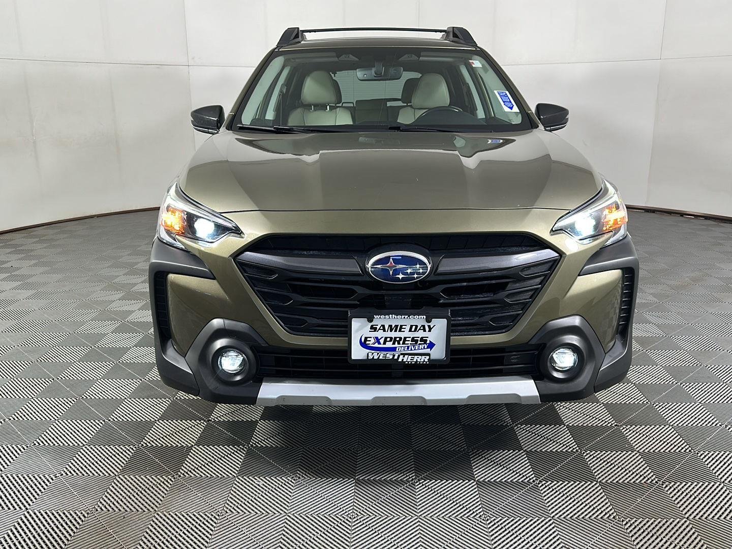 Used 2023 Autumn Green Metallic Subaru Limited image 15