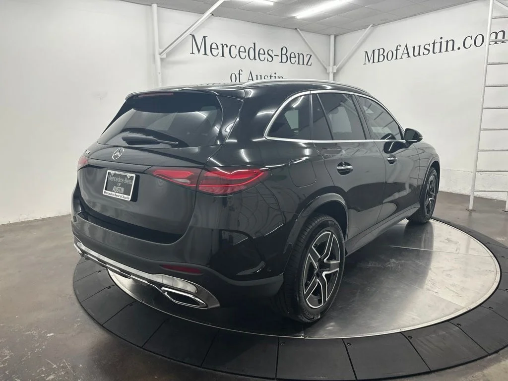New 2026 Black Mercedes-Benz GLC 300 image 7