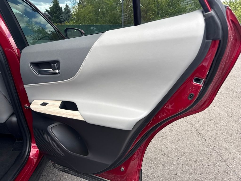 Used 2021 Ruby Flare Pearl Toyota XLE image 22