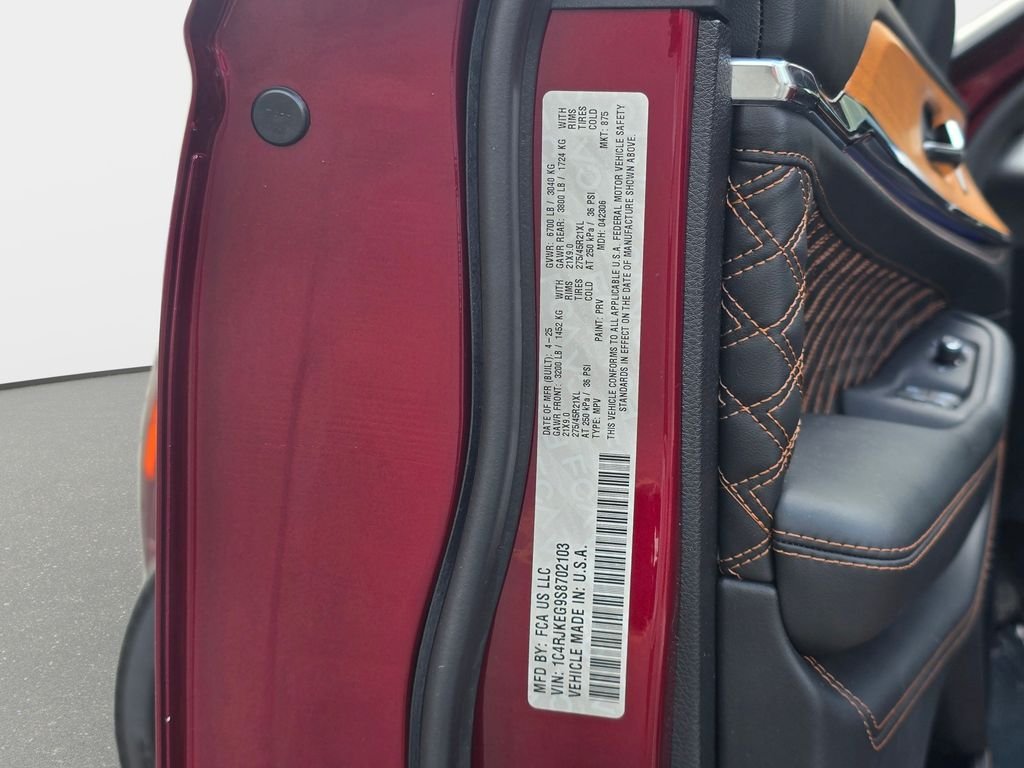 Used 2025 Red Jeep Summit image 41