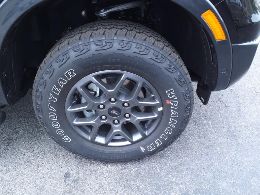 Used 2024 Shadow Black Ford XLT image 7