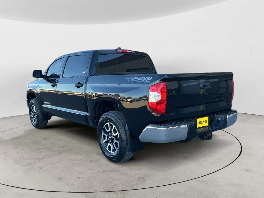 Used 2020 Black Toyota SR5 image 11