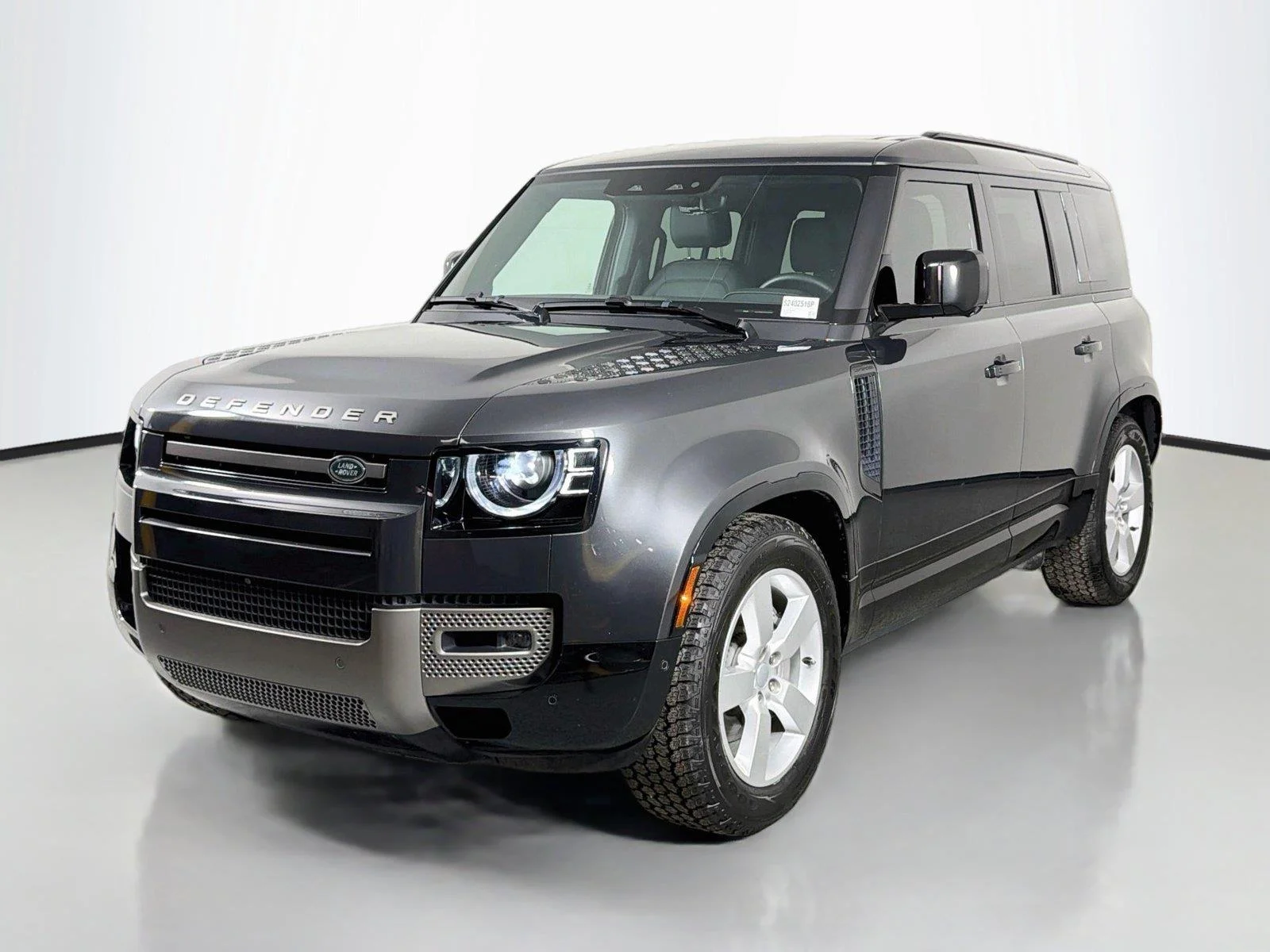 2025 Land Rover Defender
