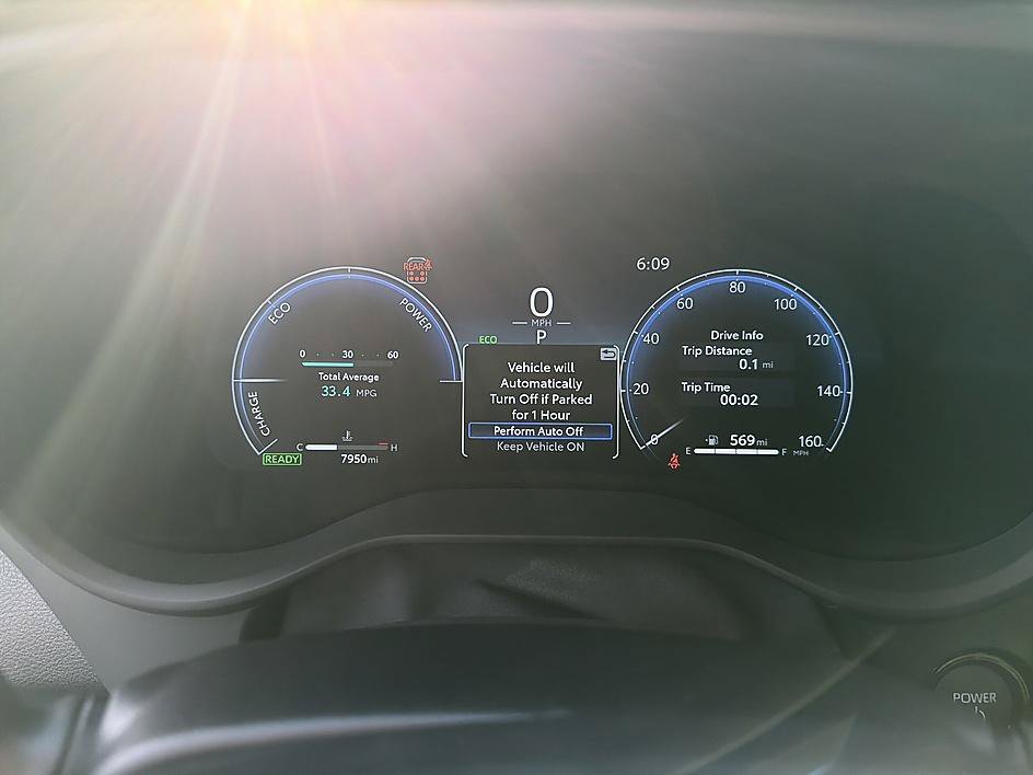 Used 2026 Wind Chill Pearl Toyota Platinum image 14