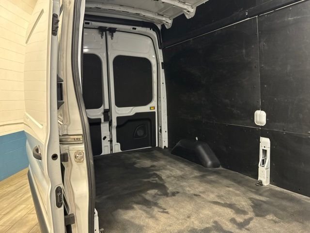 Used 2025 Oxford White Ford Base image 26