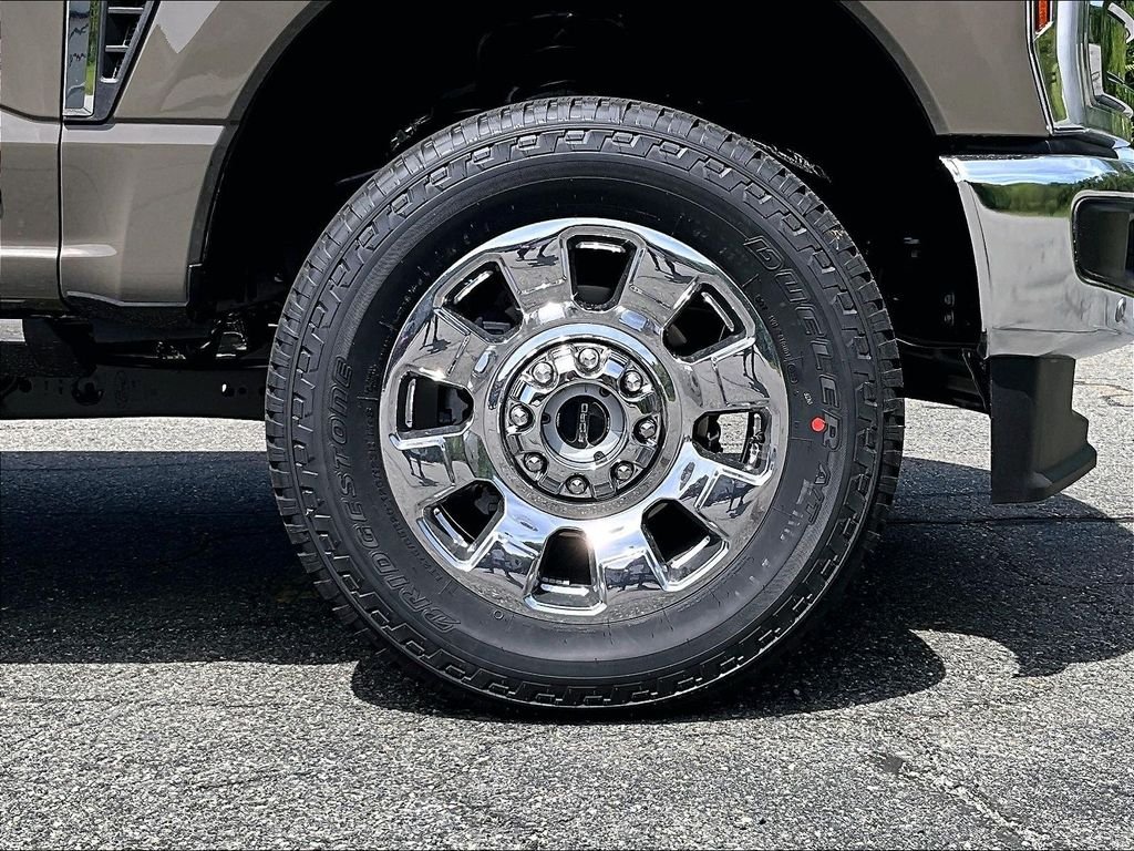 New 2026 Marsh Gray Ford Lariat image 13