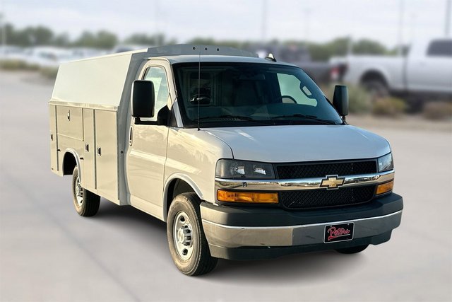 New 2025 Chevrolet Express Commercial Cutaway Work Van RWD Van