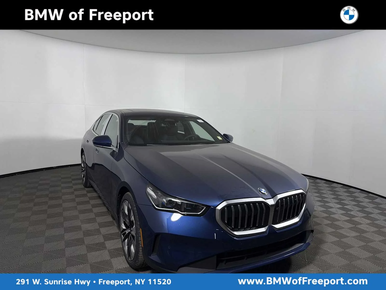 2026 BMW 5 Series 530i xDrive Sedan's photo