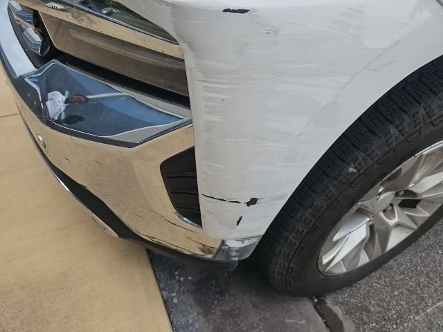 Used 2022 White Chevrolet LTZ image 5