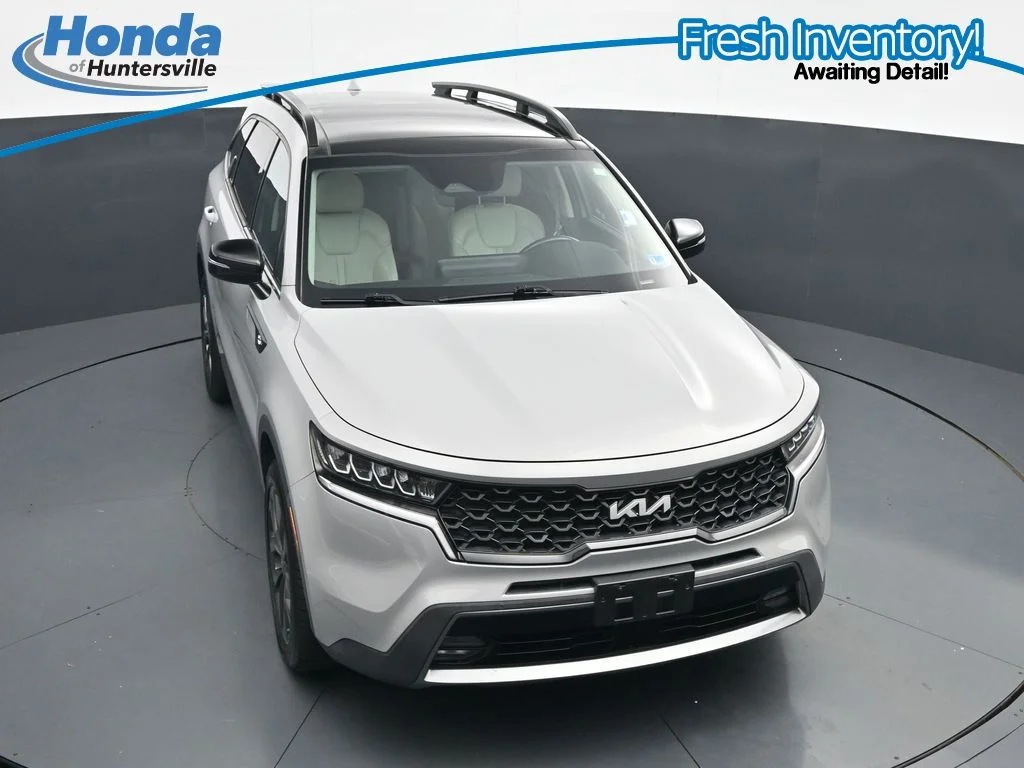 Used 2022 Gray Kia X-Line EX image 21