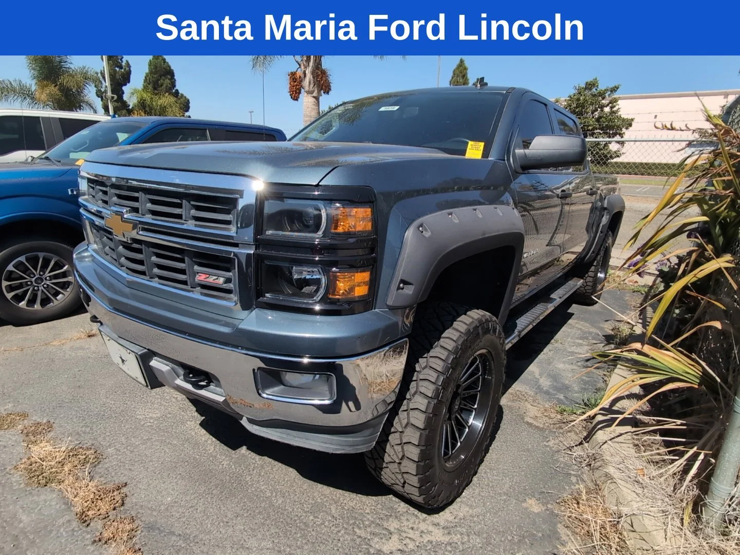 Used 2014 Blue Granite Metallic Chevrolet LT image 1