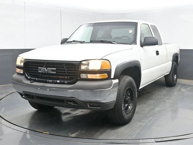 Used 2000  GMC SLE image 9