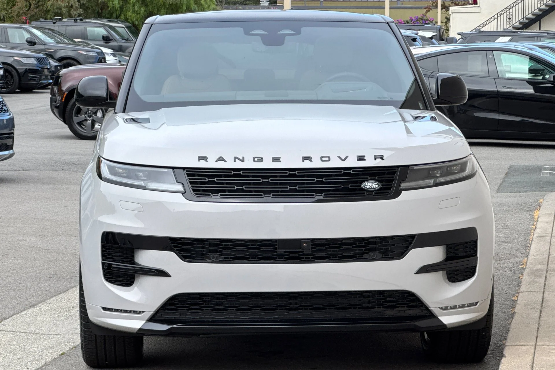 New 2026 Borasco Grey Land Rover Dynamic SE image 10