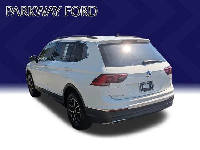 Used 2021  Volkswagen 2.0T SE image 7