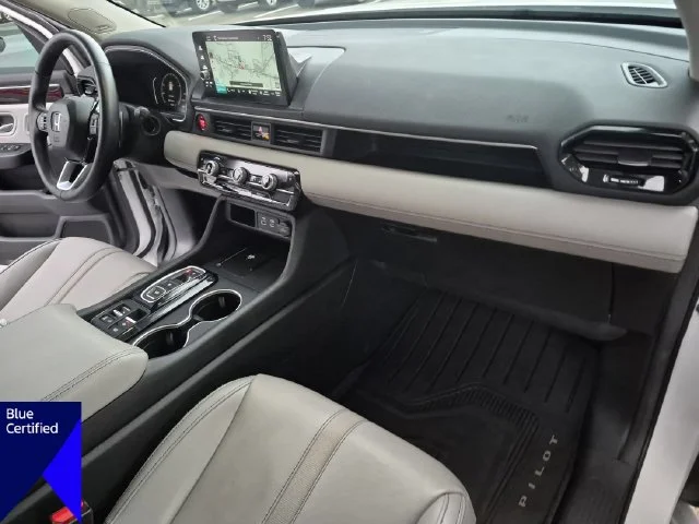Used 2024  Honda Touring image 37