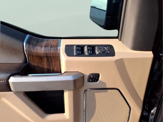 Used 2020 Red Ford LARIAT image 13